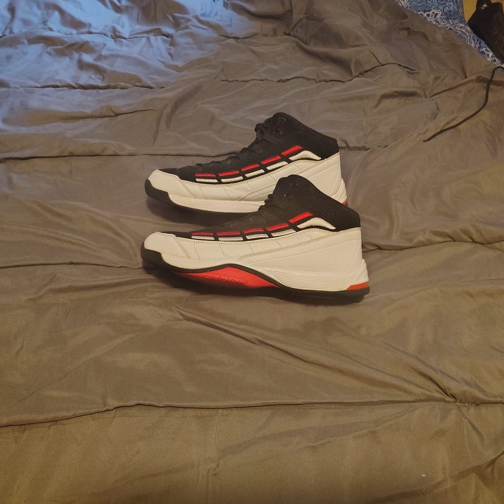 Fila Red and Black Athletic Shoes Modern Design